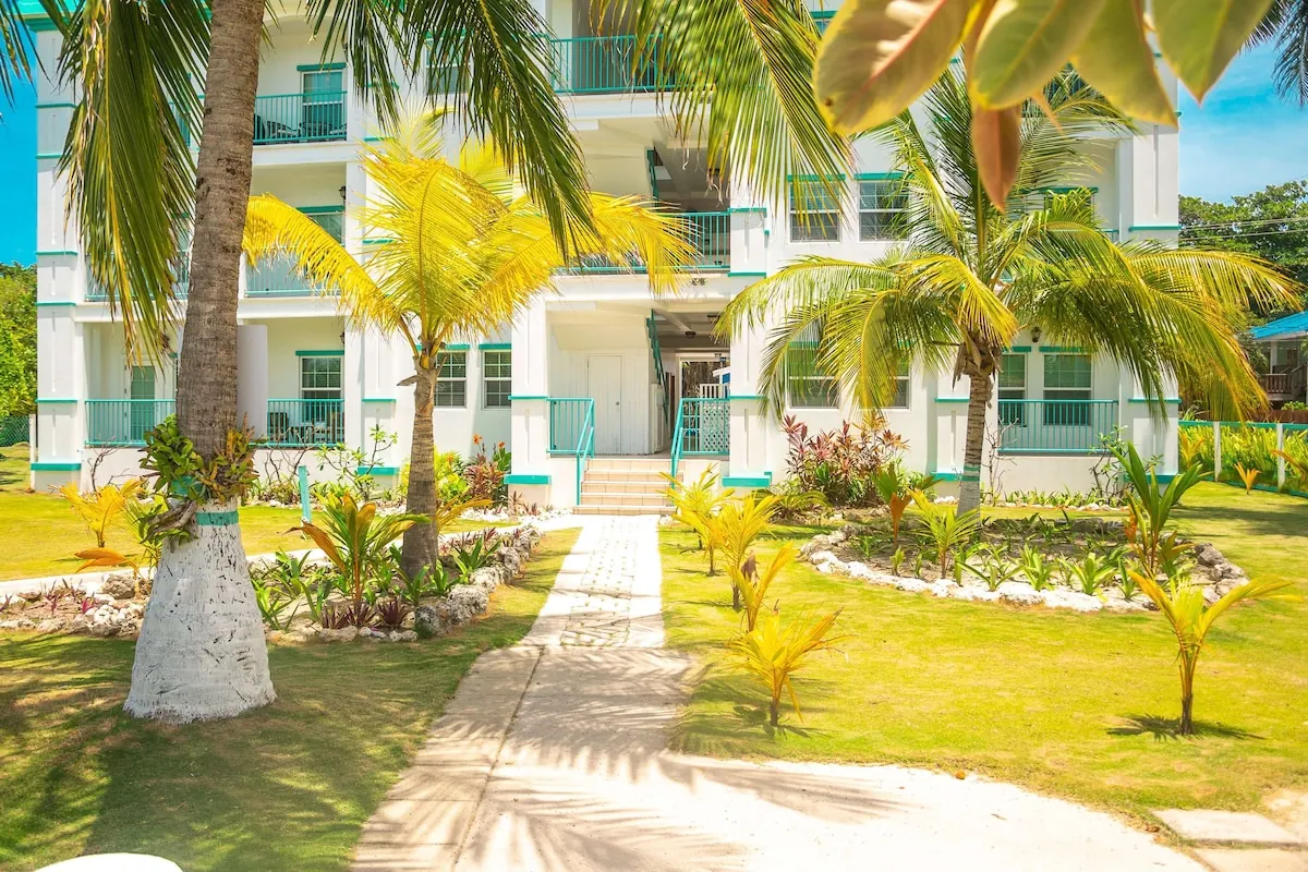 Property view in the Best Western Grand Baymen Gardens photo gallery