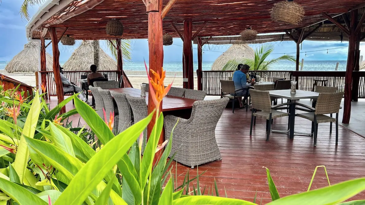 Coastal setting in the Mata Rocks Resort photo gallery