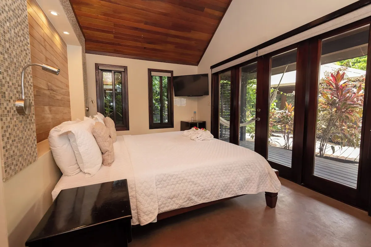 Guest room in the PUR Boutique Cabanas photo gallery