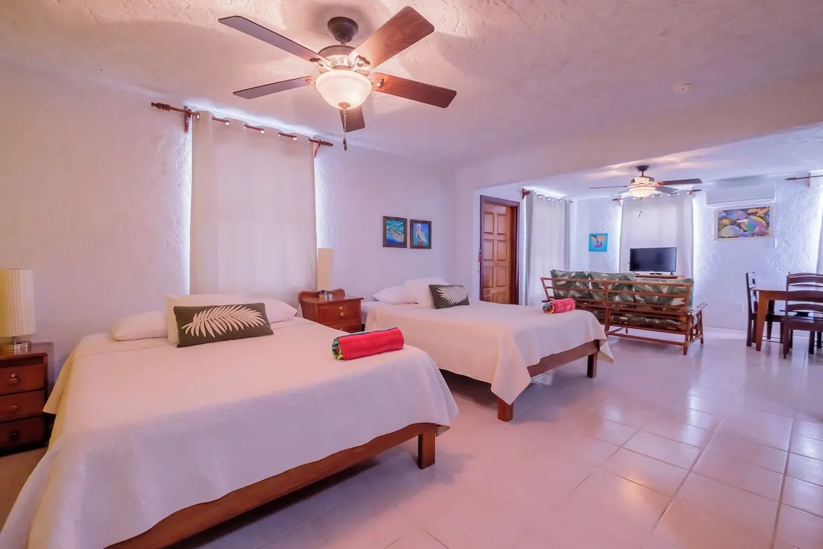 Guest room in the Seven Seas Resort photo gallery