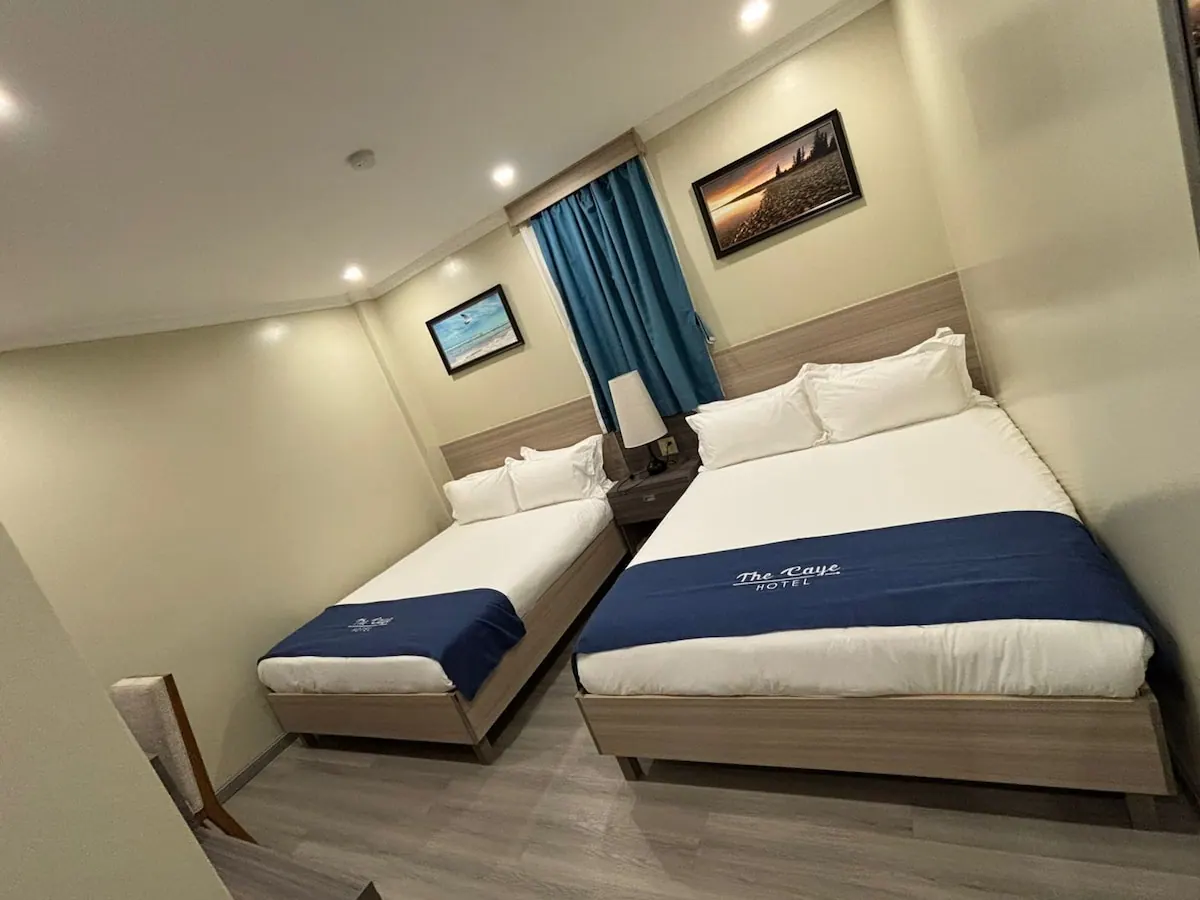Guest room in the The Caye Hotel — San Pedro photo gallery
