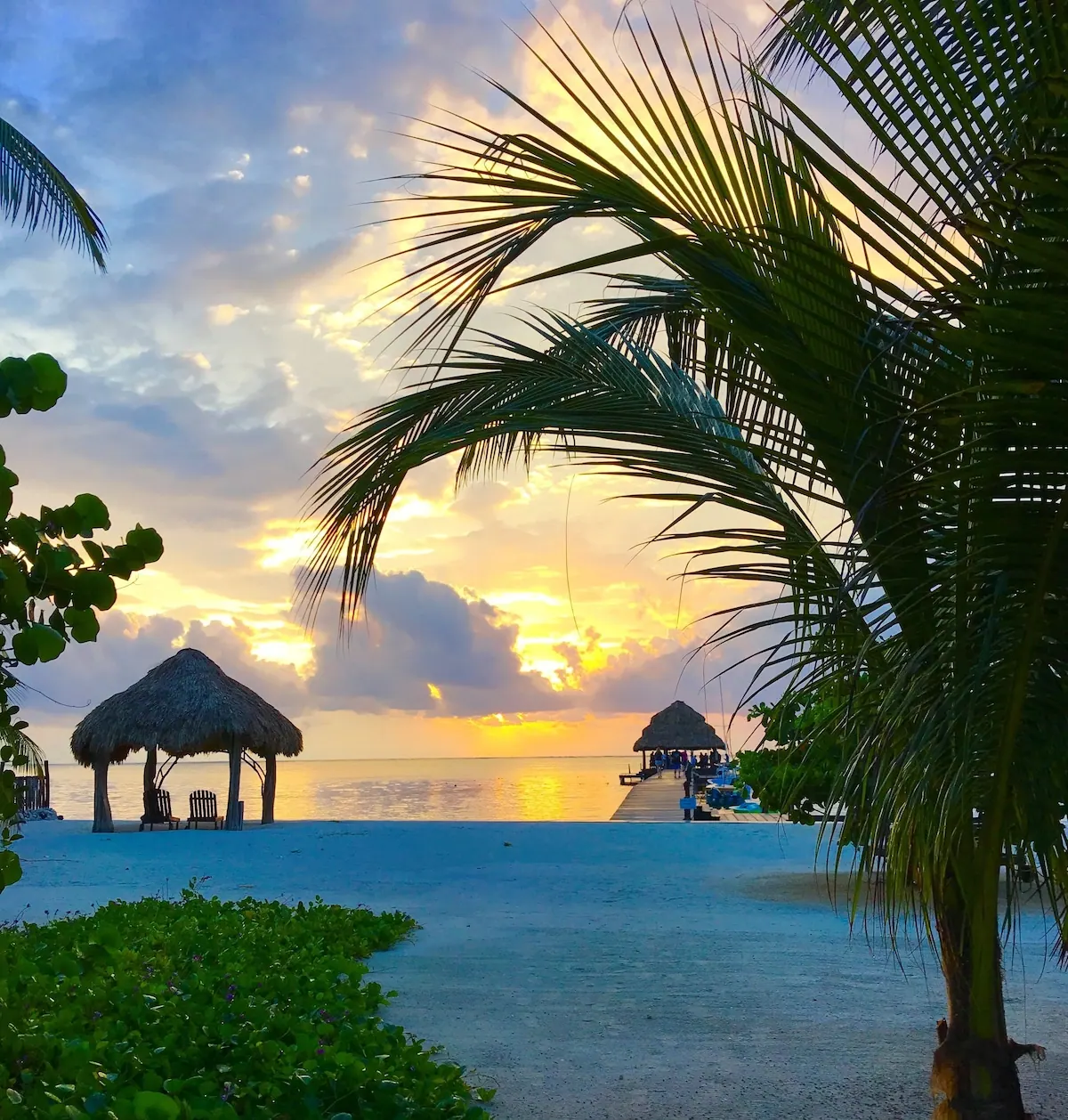 Coastal setting in the Xanadu Island Resort photo gallery